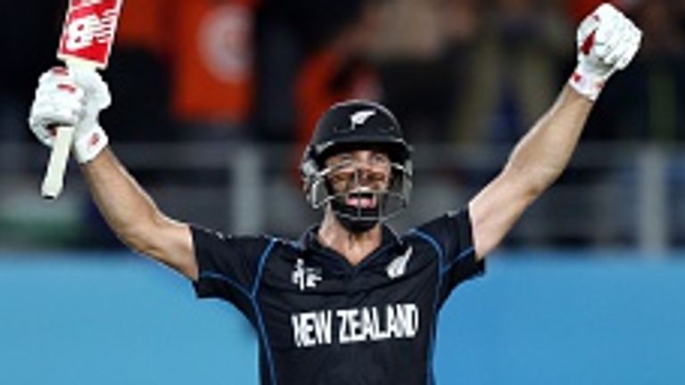 Grant Elliott celebrates his match-clinching six