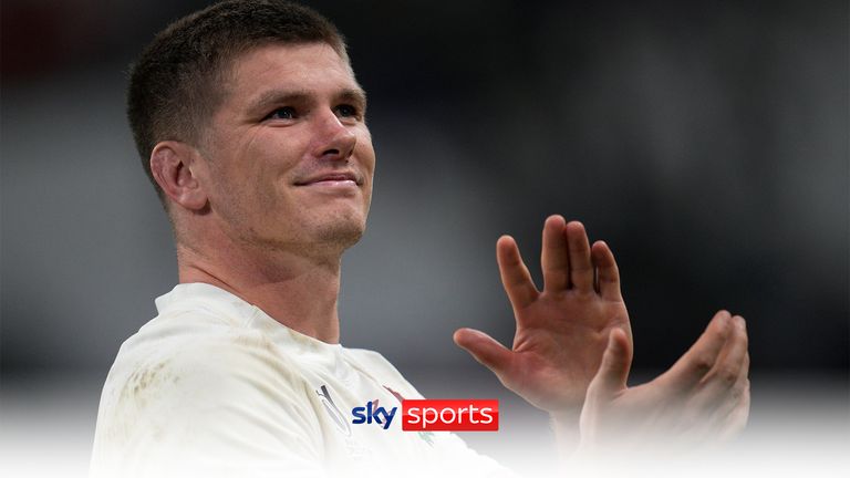 Former Burnley and Leeds defender Clarke Carlisle has praised England rugby union captain Owen Farrell, for taking time away to prioritise his mental health.