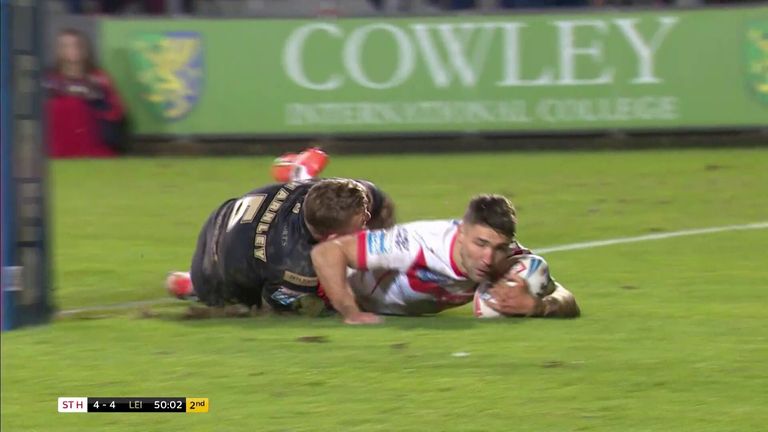 Tommy Makinson scores sensational try for Saints