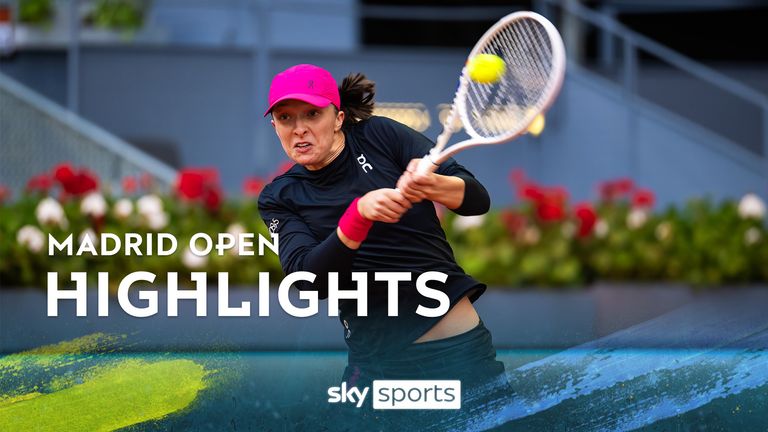 MADRID, SPAIN - APRIL 25: Iga Swiatek of Poland in action against Xiyu Wang of China in the second round on Day Three of the Mutua Madrid Open at La Caja Magica on April 25, 2024 in Madrid, Spain (Photo by Robert Prange/Getty Images)